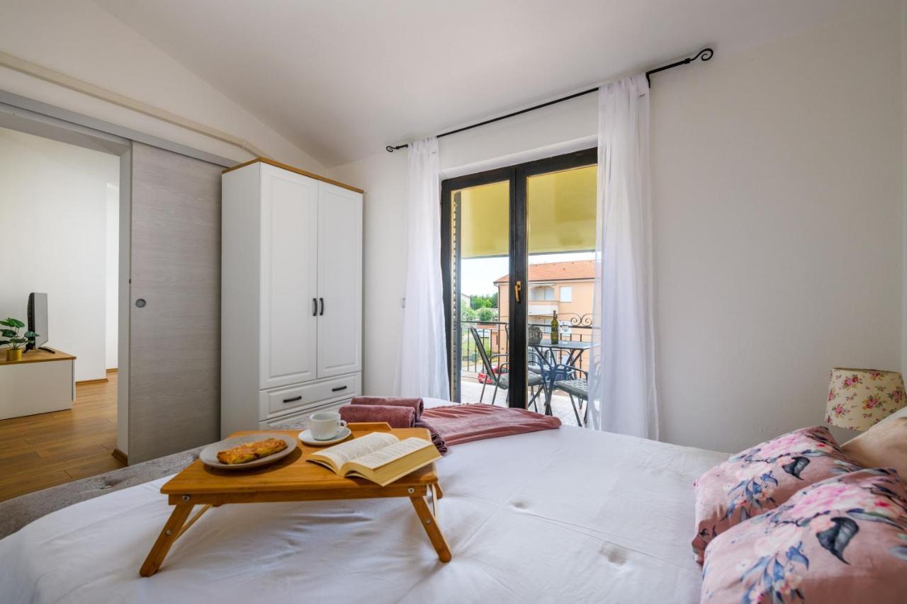 Apartments Perkovic 파자나 외부 사진