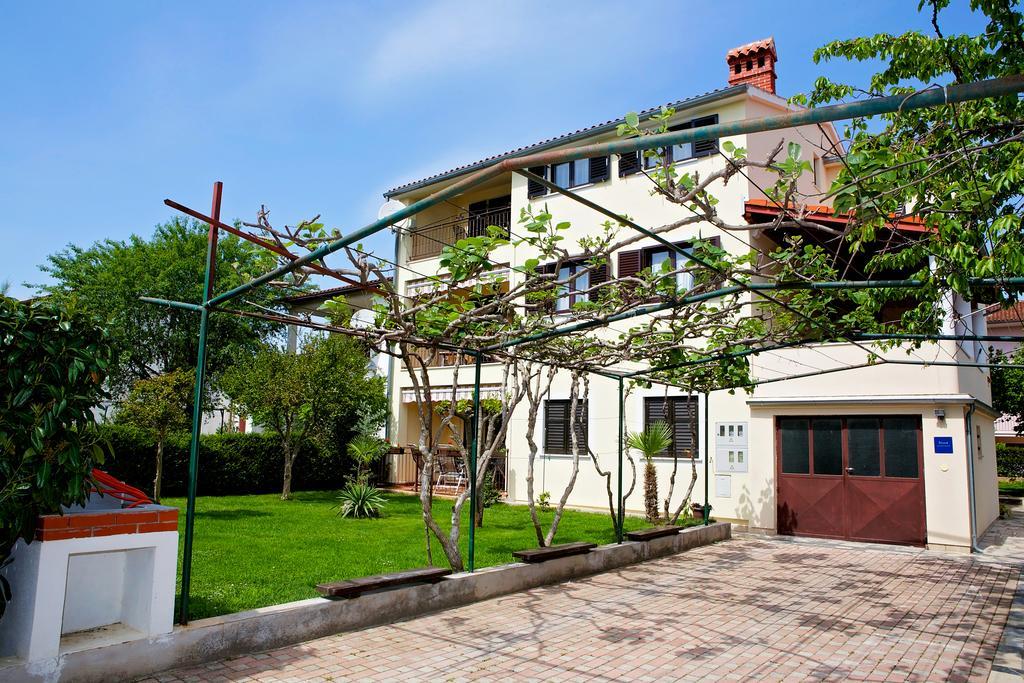 Apartments Perkovic 파자나 외부 사진