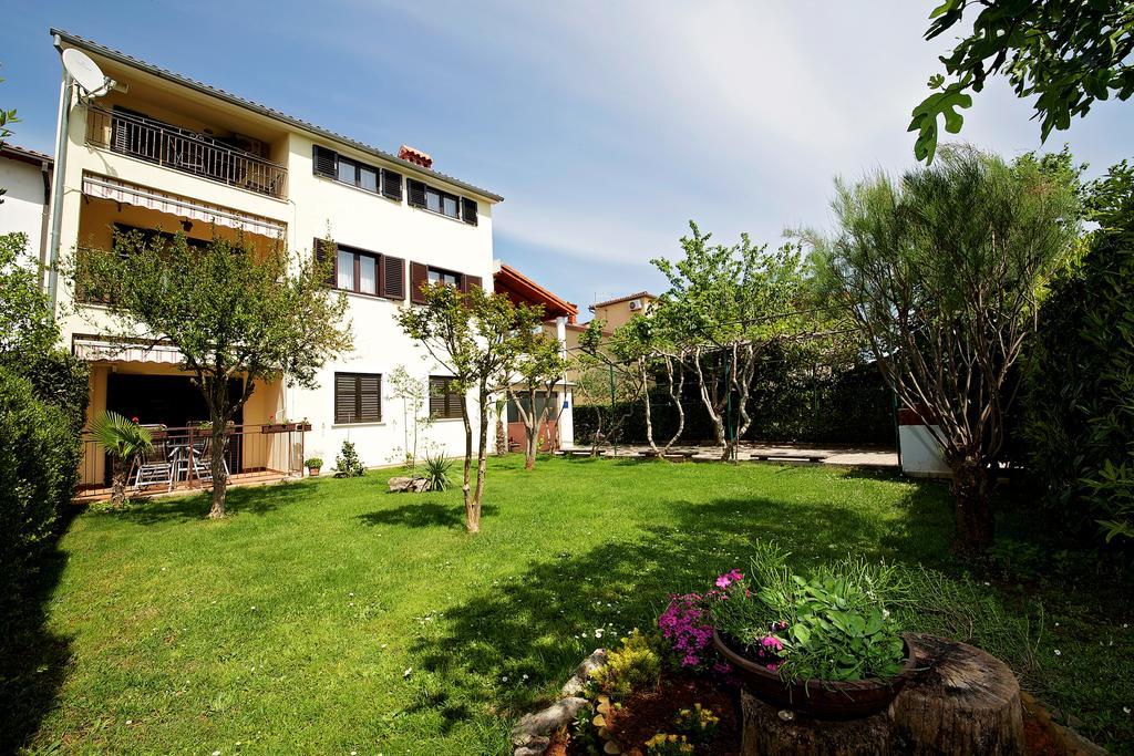 Apartments Perkovic 파자나 외부 사진
